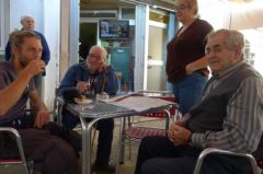 Au bistro avec mes hotes